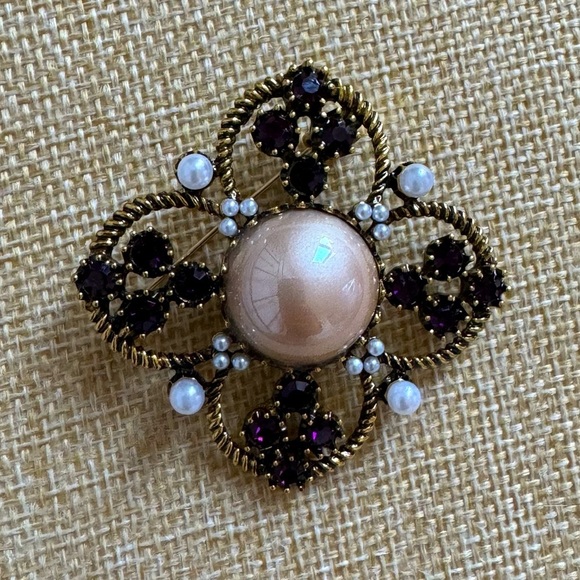 ✨2 for $30✨ Art Nouveau Deep Purple Rhinestone Brooch (Maltese Cross Faux Pearl) - Picture 1 of 16